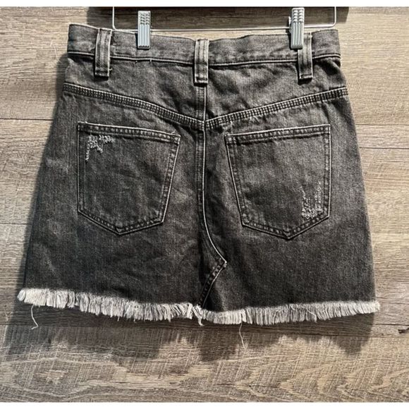 We The Free Sanded Black Distressed Mini Jean Skirt Size 25 - Picture 2 of 8